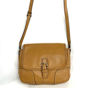 Coach Tan Leather 30884 Front Buckle Flap Small Messenger Crossbody Bag Purse
